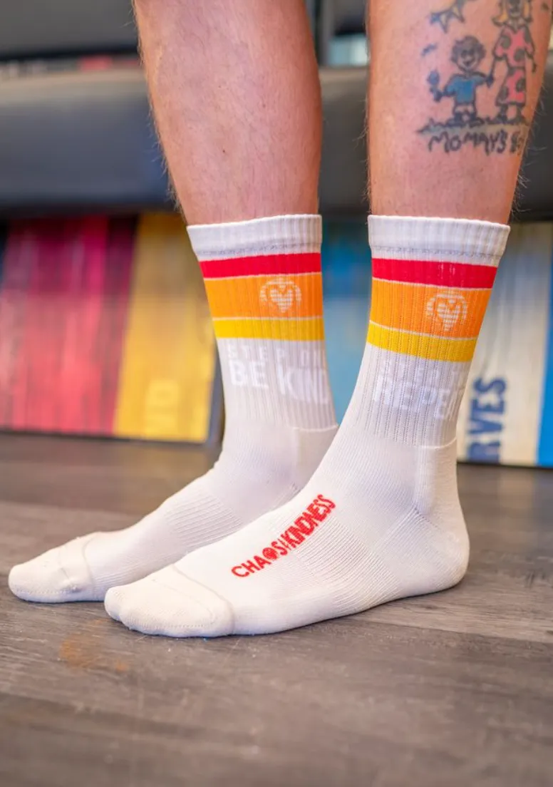 BE KIND RETRO — TAN SOCKS