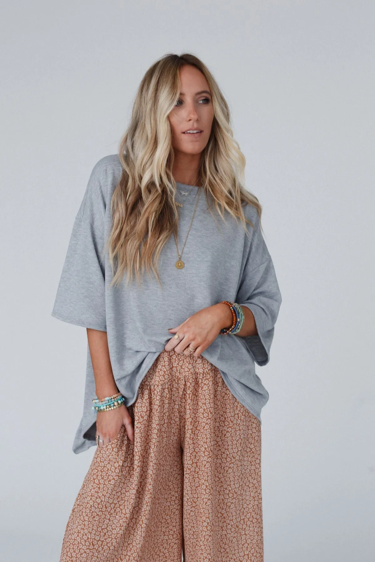 The Nest Must Have High Low Tee - Heather Gray