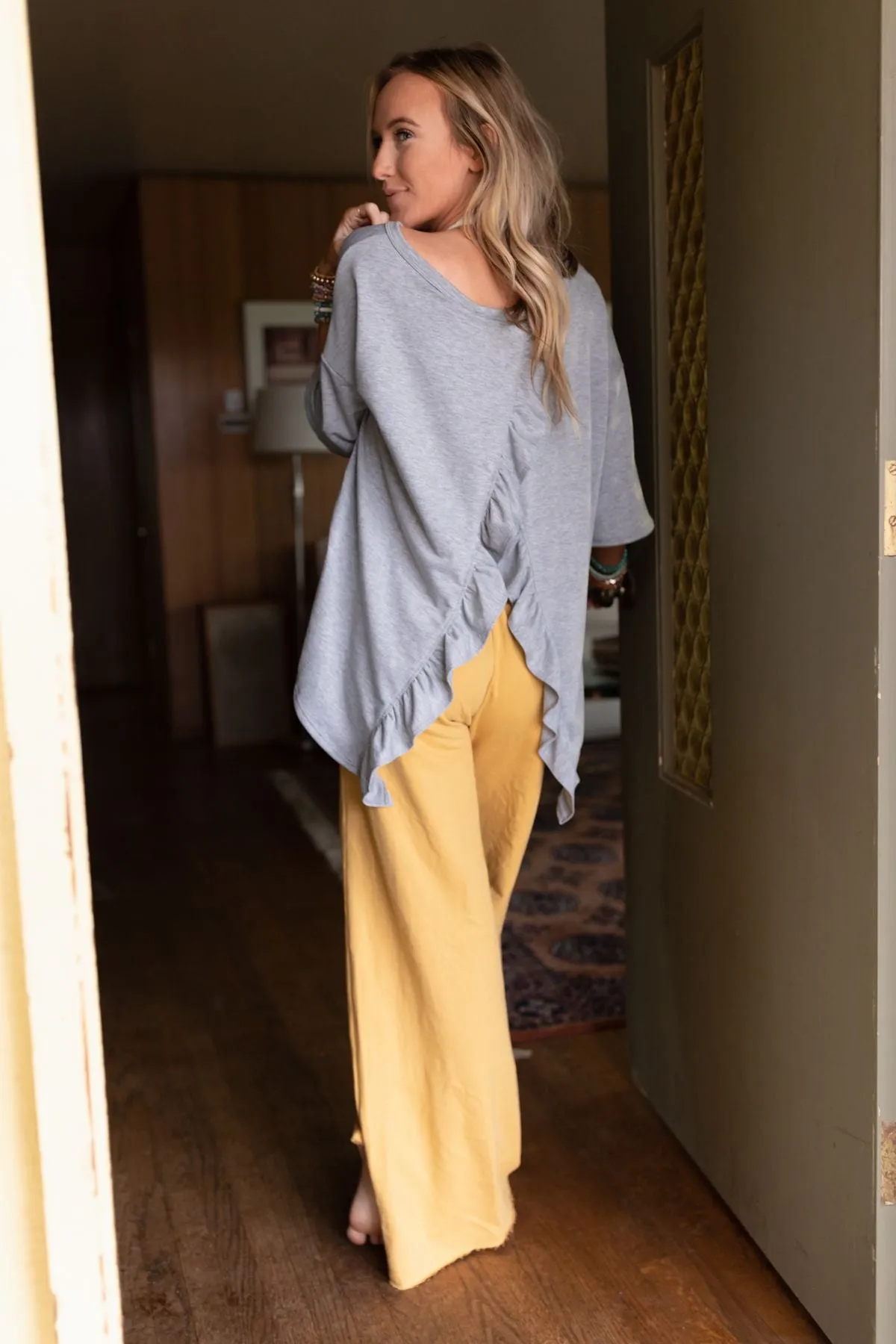 The Nest Must Have High Low Tee - Heather Gray